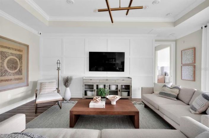 Image No.11-2 Bed Property for sale