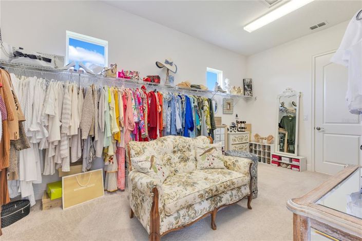 Image No.26-3 Bed Property for sale