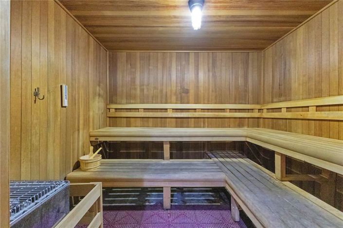 Image No.54-3 Bed Property for sale