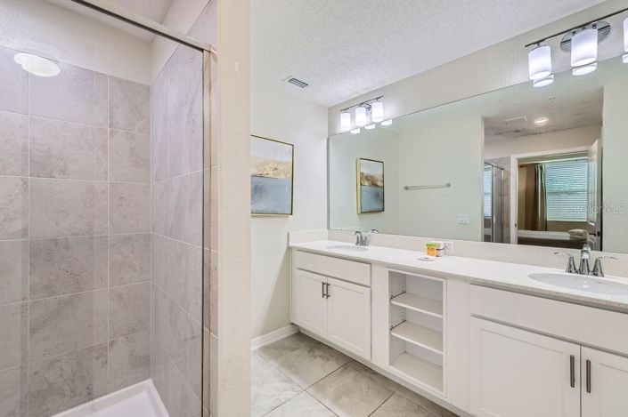 Image No.8-Propriété de 2 chambres à vendre à Kissimmee