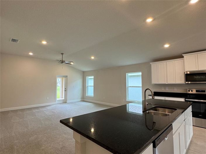 Image No.10-Propriété de 3 chambres à vendre à États-Unis