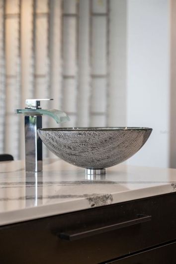 Image No.12-4 Bed Property for sale