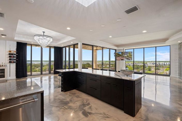 Image No.18-4 Bed Property for sale