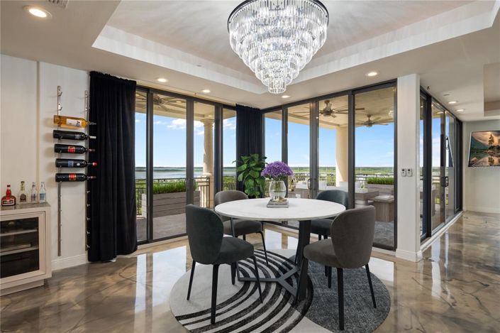 Image No.20-4 Bed Property for sale