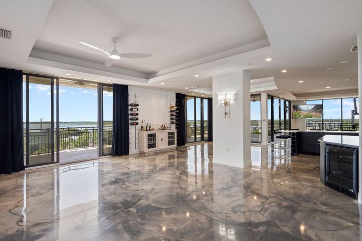 Image No.24-4 Bed Property for sale