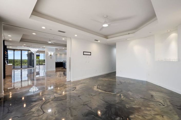 Image No.26-4 Bed Property for sale