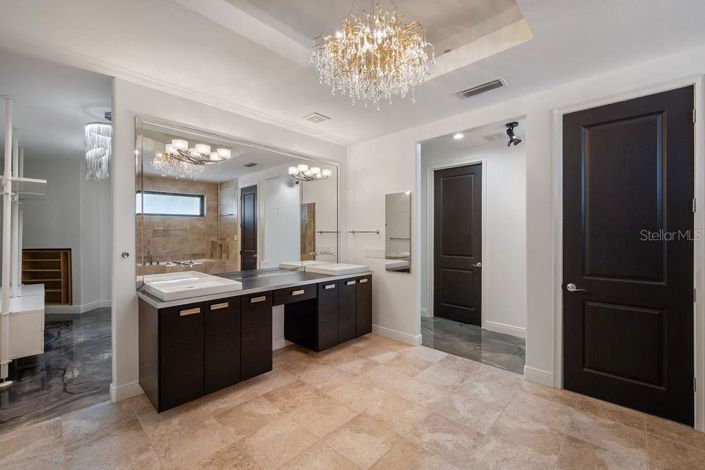 Image No.34-4 Bed Property for sale