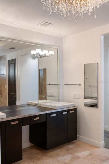 Image No.42-4 Bed Property for sale