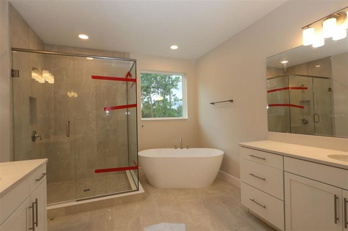 Image No.14-5 Bed Property for sale