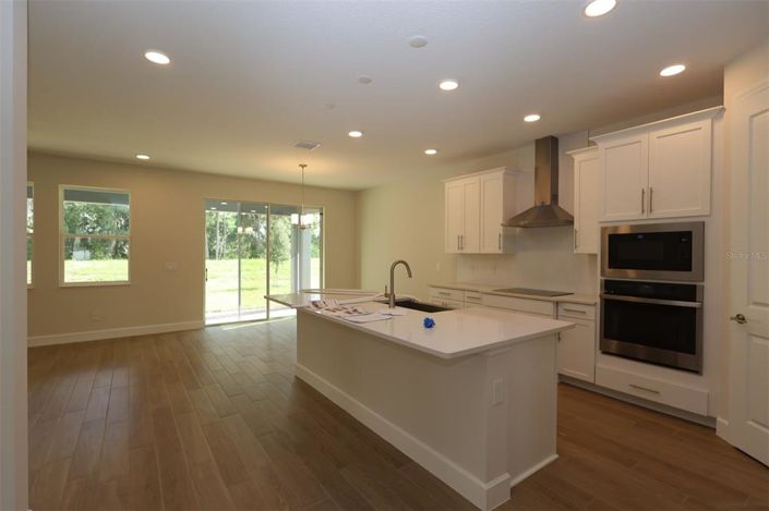 Image No.3-5 Bed Property for sale