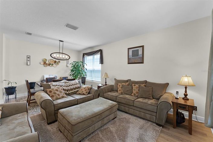 Image No.11-4 Bed Property for sale