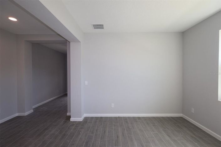 Image No.21-3 Bed Property for sale