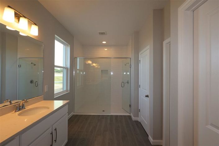 Image No.29-3 Bed Property for sale