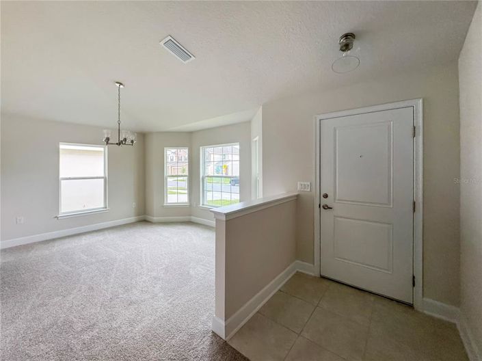 Image No.3-Propriété de 3 chambres à vendre à États-Unis