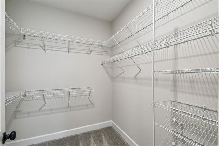 Image No.11-5 Bed Property for sale