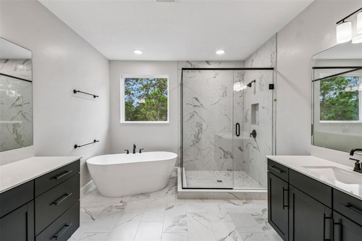 Image No.14-5 Bed Property for sale