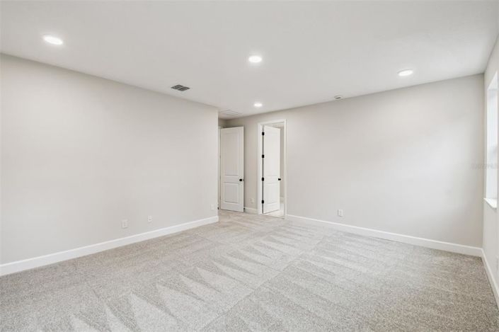 Image No.16-5 Bed Property for sale