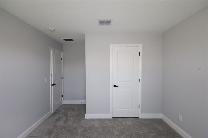 Image No.12-Propriété de 4 chambres à vendre à États-Unis