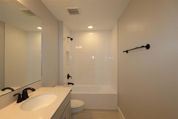 Image No.35-Propriété de 4 chambres à vendre à États-Unis