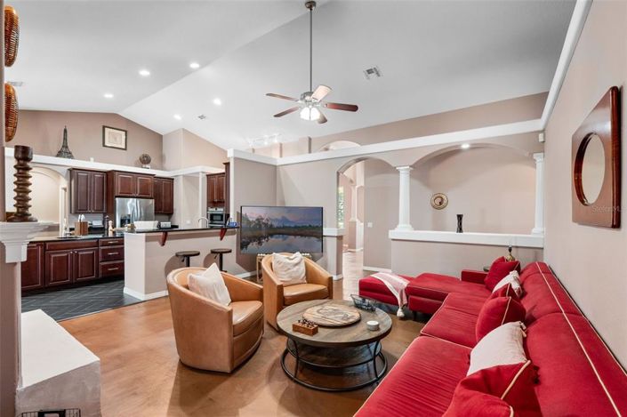 Image No.9-Propriété de 5 chambres à vendre à Kissimmee