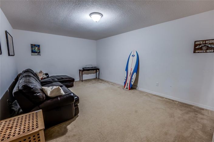 Image No.30-5 Bed Property for sale