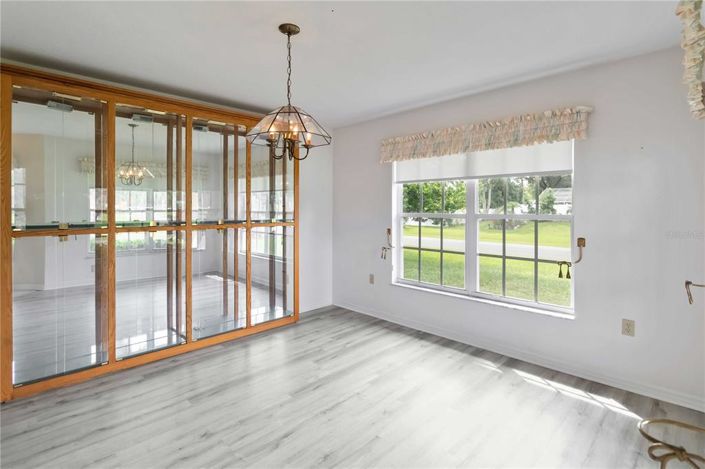 Image No.17-3 Bed House for sale