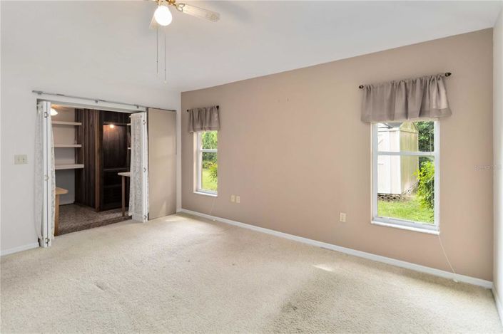 Image No.23-3 Bed Property for sale