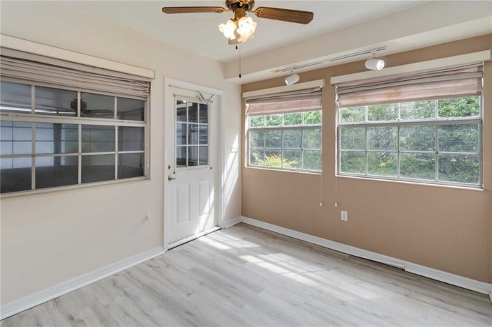 Image No.30-3 Bed House for sale