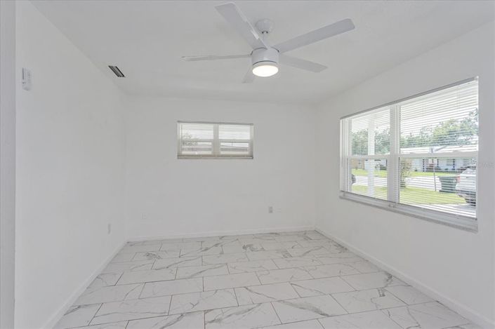 Image No.4-Propriété de 3 chambres à vendre à Kissimmee