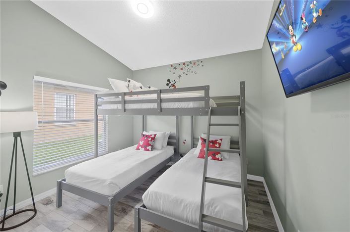 Image No.20-3 Bed Property for sale