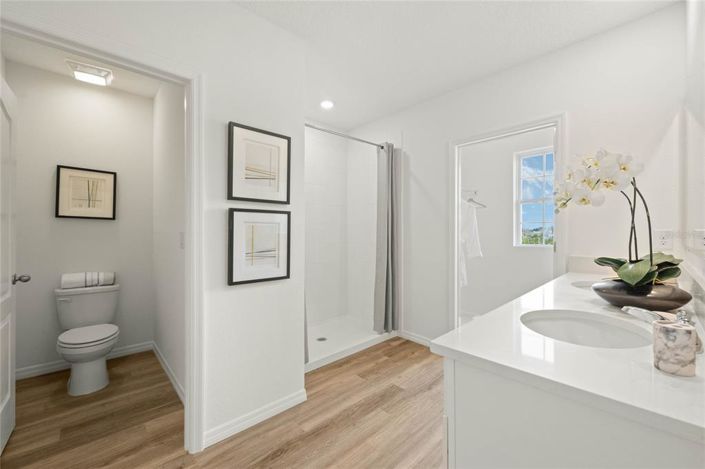 Image No.24-5 Bed Property for sale