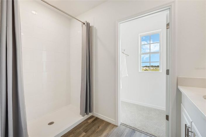 Image No.26-5 Bed Property for sale