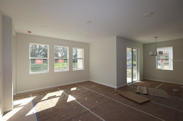 Image No.12-Propriété de 4 chambres à vendre à États-Unis