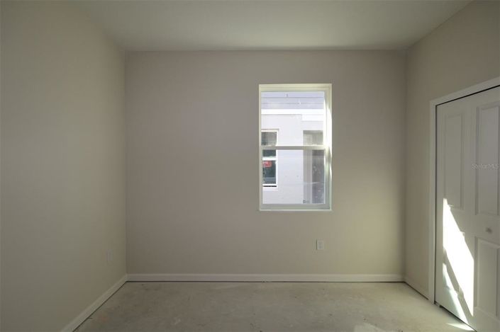 Image No.14-Propriété de 4 chambres à vendre à États-Unis