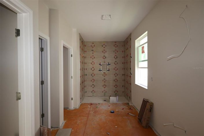 Image No.8-Propriété de 4 chambres à vendre à États-Unis