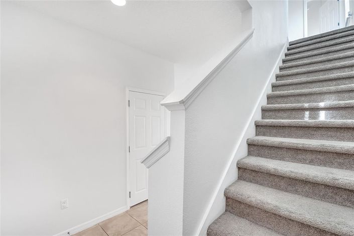 Image No.19-4 Bed House for sale