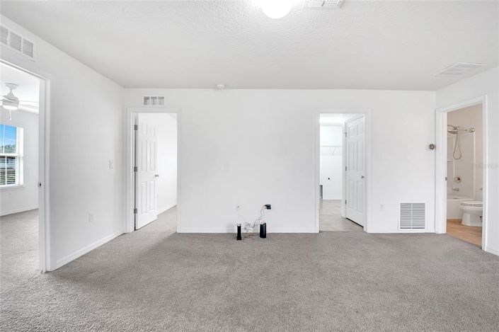 Image No.22-4 Bed House for sale