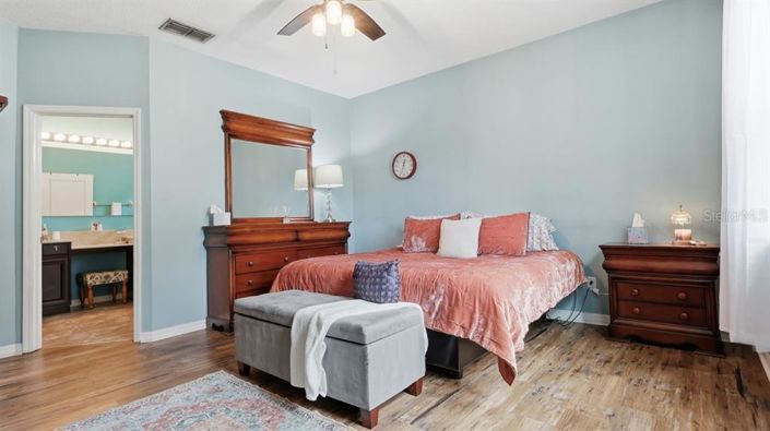 Image No.13-4 Bed House for sale