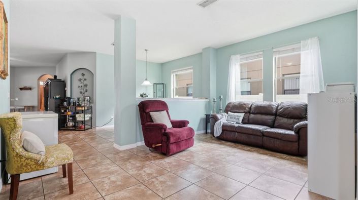 Image No.5-4 Bed House for sale