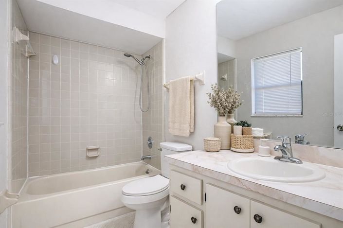 Image No.14-3 Bed House for sale