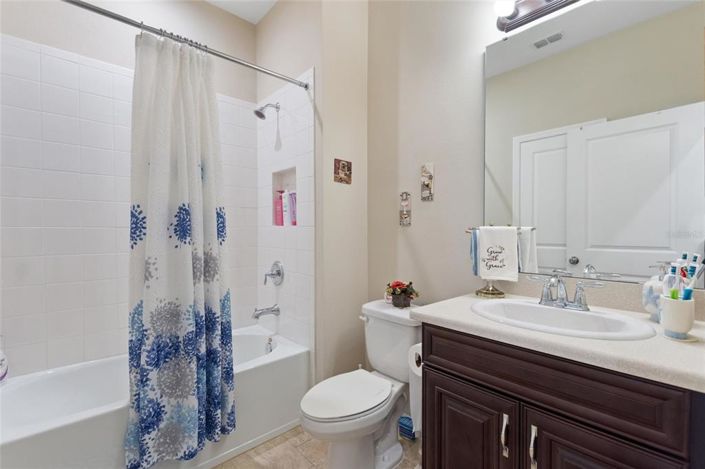 Image No.18-4 Bed House for sale