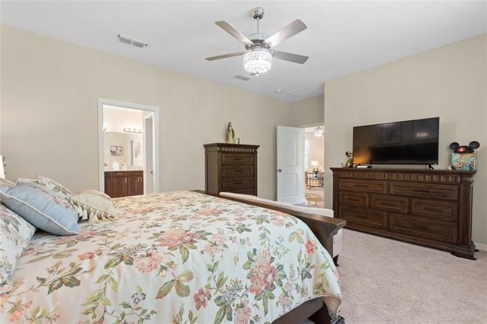 Image No.20-4 Bed House for sale