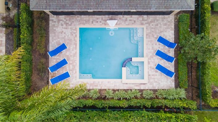 Image No.3-8 Bed House for sale