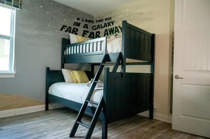 Image No.56-8 Bed House for sale