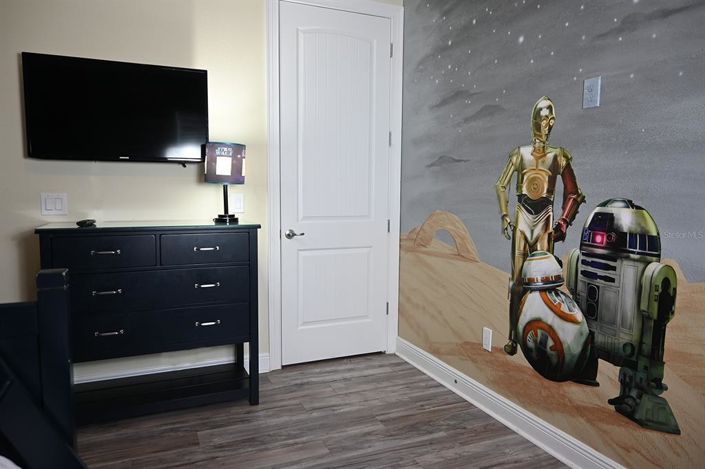 Image No.57-8 Bed House for sale