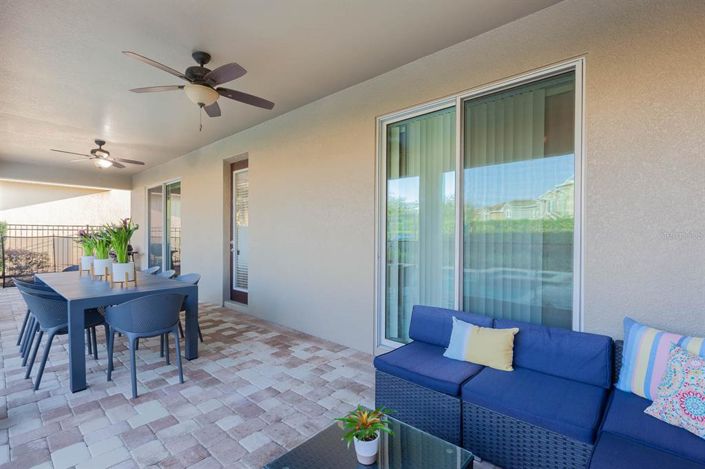 Image No.6-8 Bed House for sale