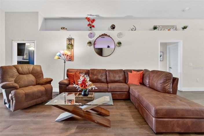 Image No.15-Propriété de 4 chambres à vendre à Davenport