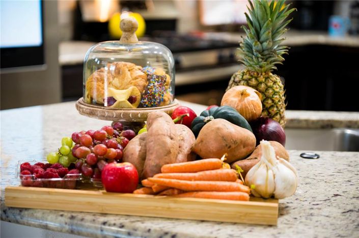 Image No.10-5 Bed Property for sale