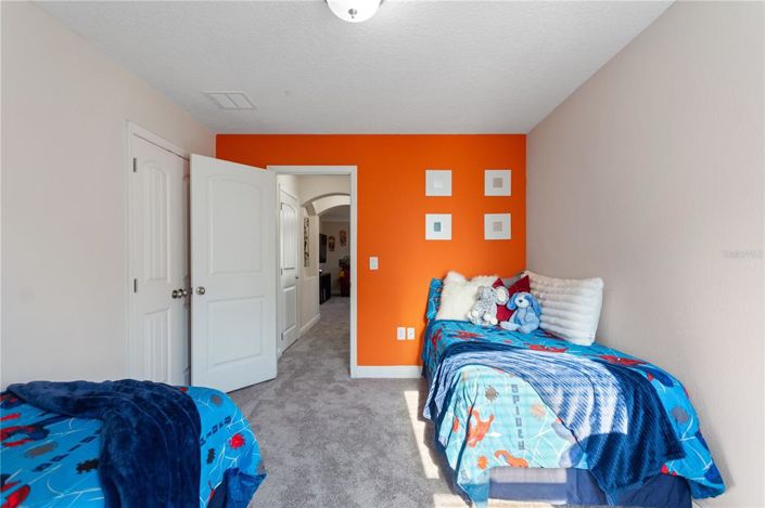 Image No.53-5 Bed Property for sale