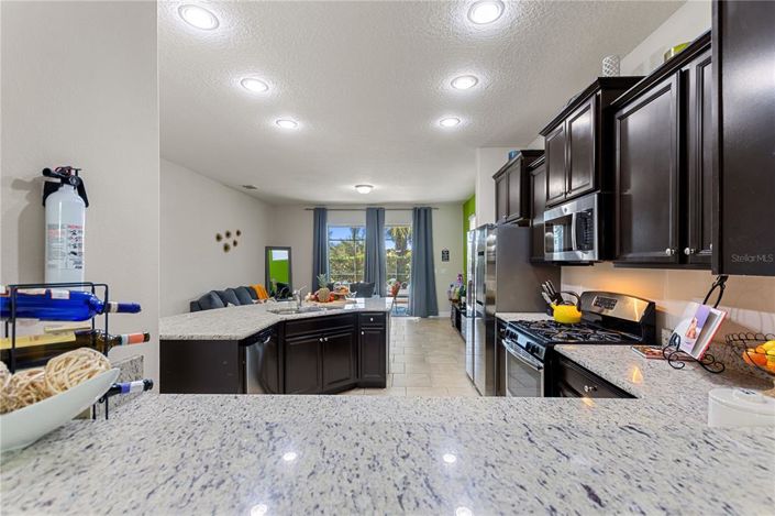 Image No.8-5 Bed Property for sale